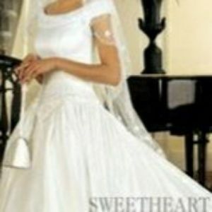 Sweetheart Wedding Dress Pearl Beading Train 8